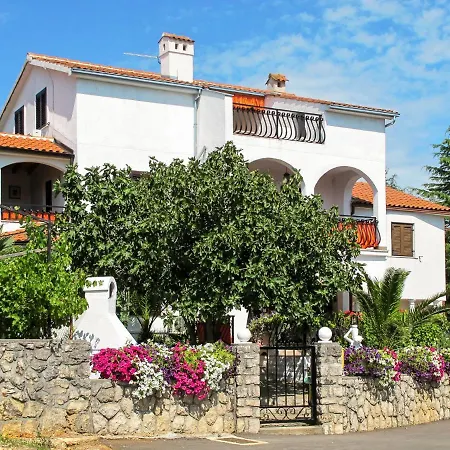 Dilly - Krk115 By Interhome Pinezici (Krk)